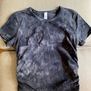 Lululemon tie-dye cropped t-shirt